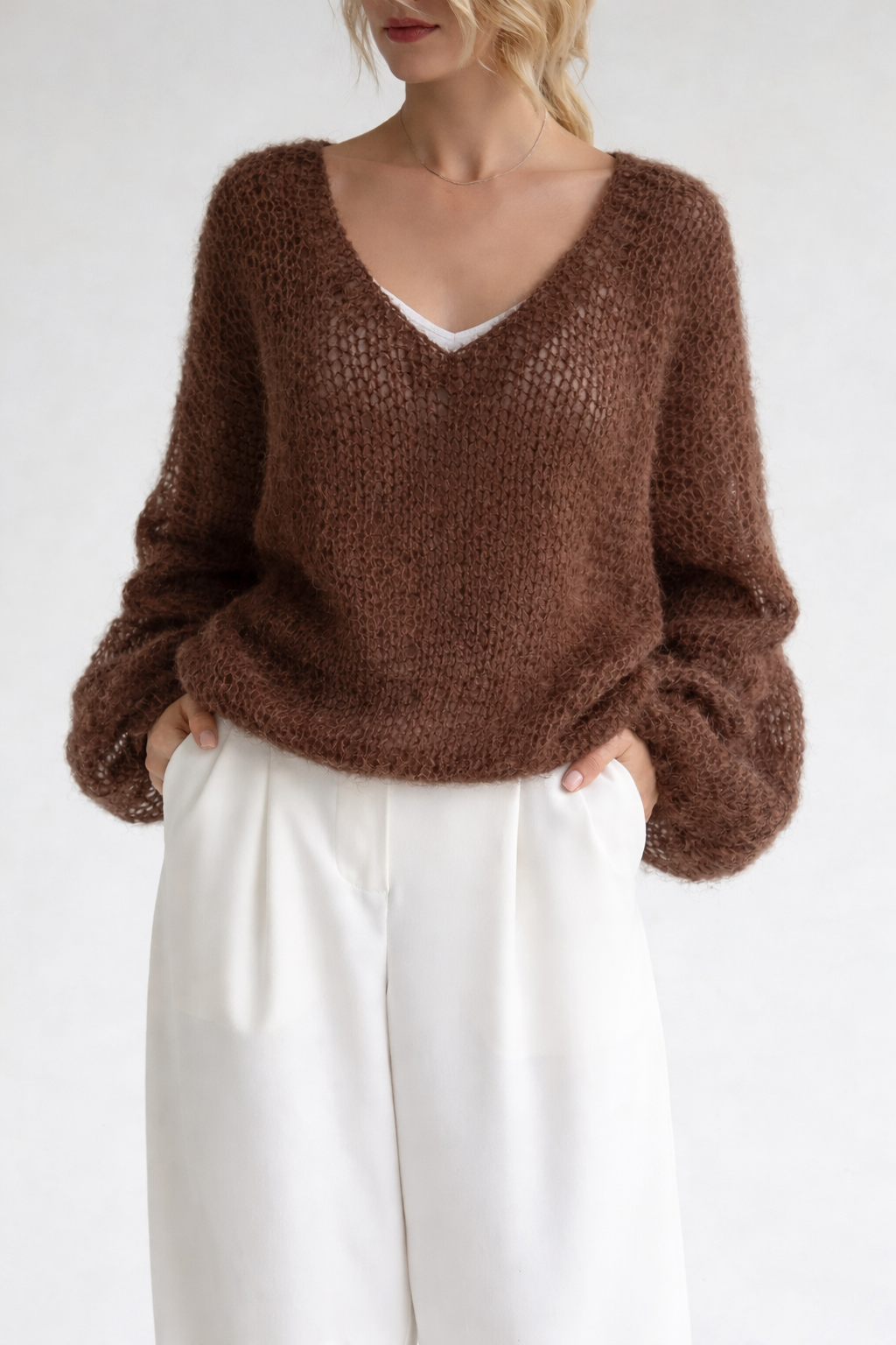 VOILE - FEDERLEICHTER Seiden-Mohair-Spitzenpulli mit Ballonarmen