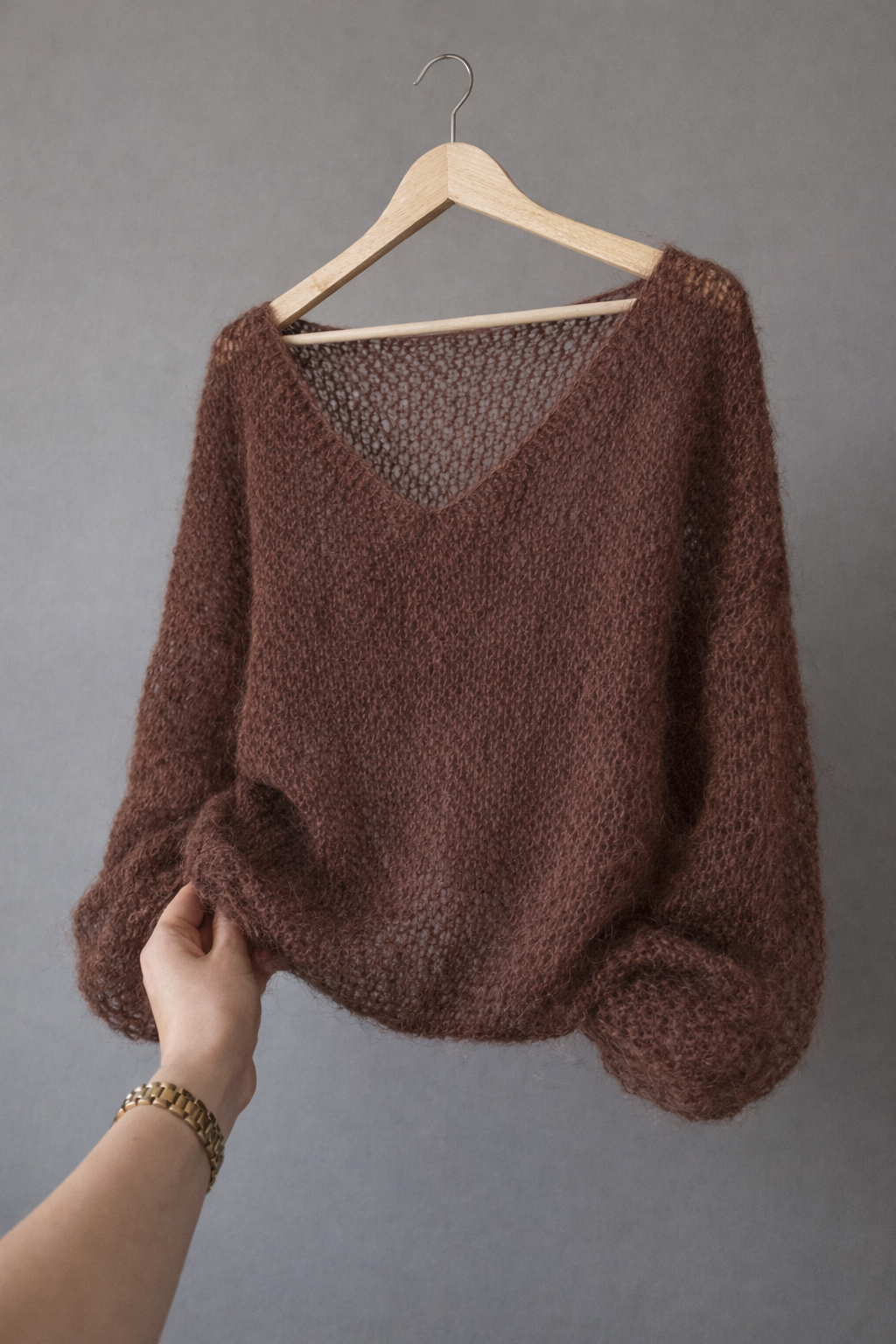 VOILE - FEDERLEICHTER Seiden-Mohair-Spitzenpulli mit Ballonarmen