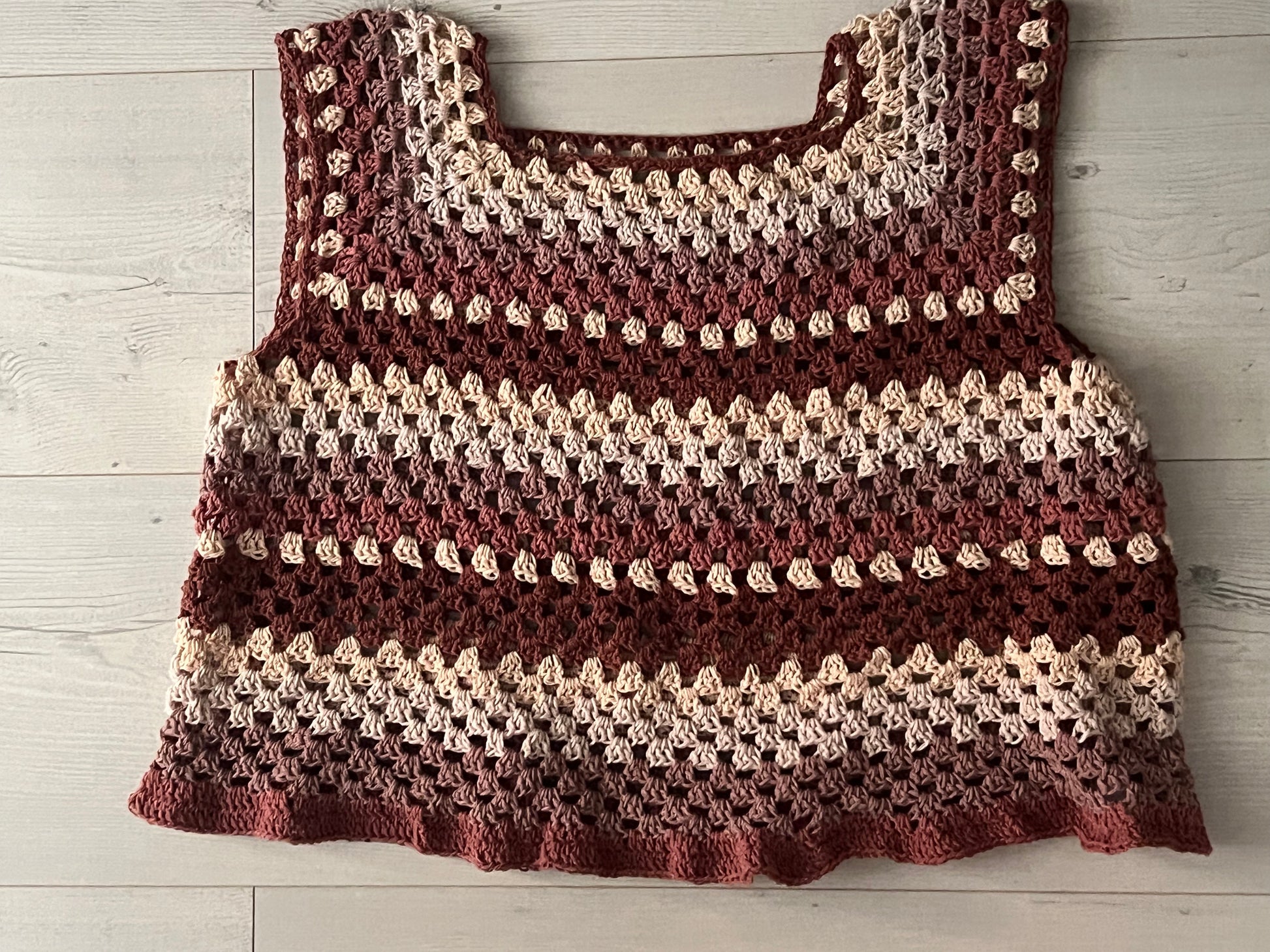 Granny Vest Crochet Pattern featuring a seamless top-down construction, granny stitch texture and modern boxy fit
